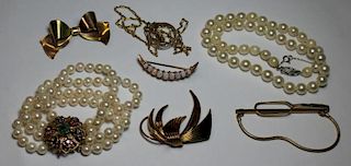 JEWELRY. Assorted Gold Jewelry Including Cartier.