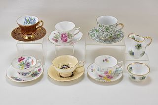 COLLECTION OF BONE CHINA 