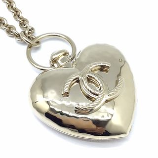 CHANEL HEART NECKLACE 