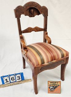 Vict Walnut Child's Chair