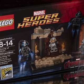 Lego Marvel Super Heroes. Avengers age of Ultron.  Exclusivo de SDCC 2015. Sellado.