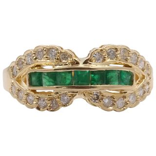Vintage Infinity Diamond & Emerald Ring Band