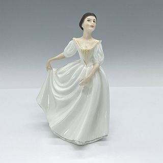 Donna - HN2939 - Royal Doulton Figurine