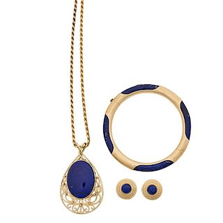 ASSEMBLED SUITE OF LAPIS & YELLOW GOLD JEWELRY