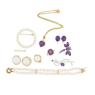 COLLECTION OF PEARL OR AMETHYST GOLD JEWELRY