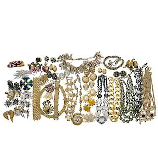 COLLECTION OF COLORFUL COSTUME JEWELRY, INCL. DESIGNER