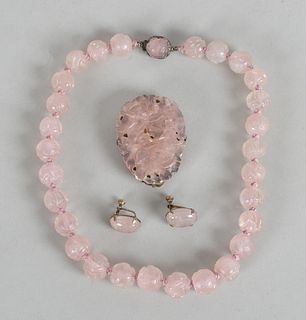 A Set of Chinese Pink Quartz Jewelry 