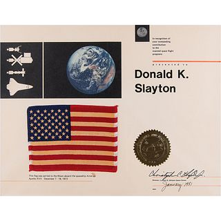 Deke Slayton&#39;s Apollo 17 Flown Flag