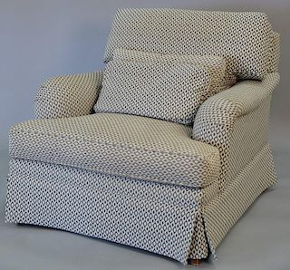 Southwood large grey and white armchair.3