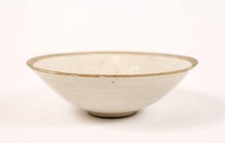 Chinese Ivory Mallow Form Bowl with Phoenix
