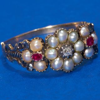 ANTIQUE RUBY DIAMOND AND PEARL CLUSTER RING