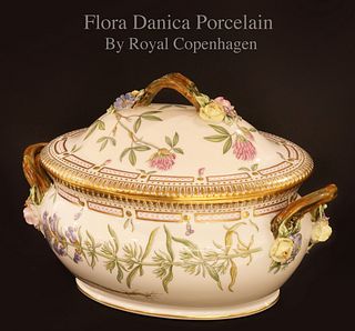 A Royal Copenhagen Flora Danica Porcelain Lidded Soup Tureen/Bowl