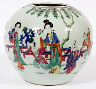 CHINESE HAND PAINTED PORCELAIN JAR