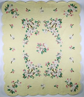 Fine Vintage Apple Blossom Applique Quilt, circa 1950s