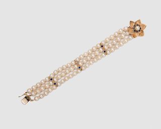 Triple-strand Pearl Bracelet