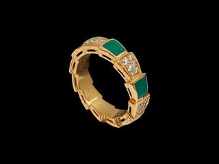 BVLGARI Serpenti Viper 18 kt rose gold ring set with malachite elements and pave diamonds