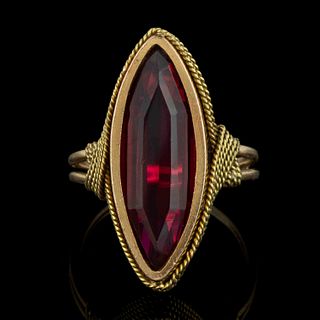 VINTAGE 18K YELLOW GOLD AND RUBY LADY'S RING
