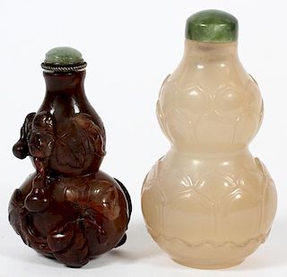 CHINESE CARVED SNUFF BOTTLES TWO