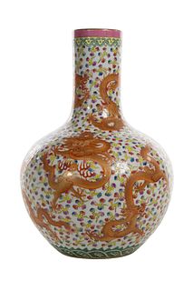 Chinese Famille Rose Porcelain Dragon Vase