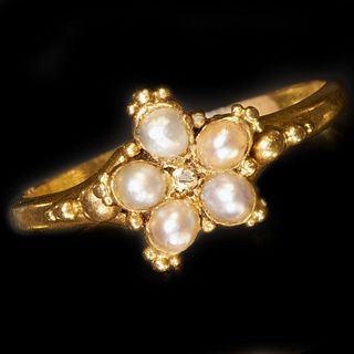 ANTIQUE FLORAL PEARL CLUSTER GOLD RING