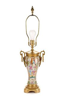 Chinese Export Rose Medallion Gilt Table Lamp