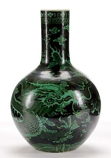 Chinese Famille Noire Porcelain Dragon Vase