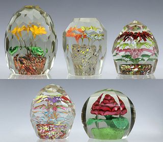 (5) BOHEMIAN ART GLASS FACETED PAPERWEIGHTS WITH LAMPWORK FLOWERS
