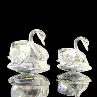 Pair of Swarovski Crystal Swan Figurines 010005 and 010006