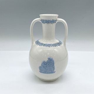 Wedgwood of Etruria & Barlaston Queensware Vase