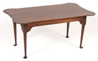 D. R. DIMES QUEEN ANNE REPRODUCTION MAPLE COFFEE TABLE
