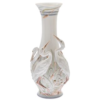 LLadro Porcelain Vase ' Jarron Garzas Reales'