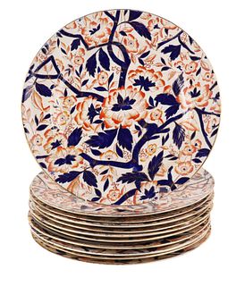 Eleven Imari Style Porcelain Dinner Plates