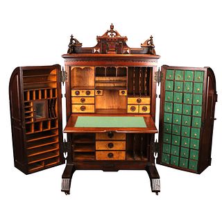 Late Victorian Walnut Standard Grade Wooten Desk