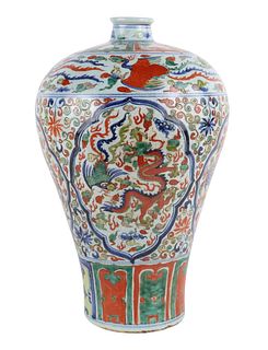 Chinese Wucai Meiping Floor Vase
