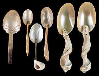 MOTHER-OF-PEARL AND NAUTILUS SHELL SPOONS, LOT OF SIX