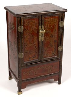 CHINESE EXPORT RED-LACQUERED CABINET