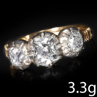 ANTIQUE DIAMOND 3-STONE RING