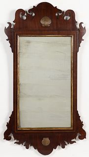 GEORGE III / CHIPPENDALE INLAID MAHOGANY LOOKING GLASS / WALL MIRROR