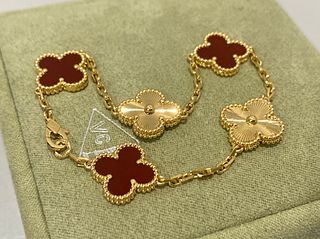 Van Cleef & Arpels Vintage Alhambra bracelet 5 motifs 18k Rose gold Carnelian