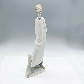 Lladro Porcelain Figurine, Doctor 1004602