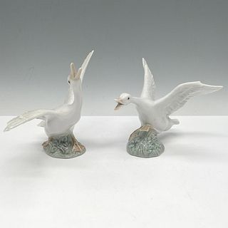2pc Lladro Porcelain Figurines, Ducks 1001263 + 1001265