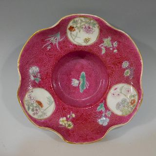 ANTIQUE CHINESE PINK FAMILLE ROSE DISH - 18TH CENTURY