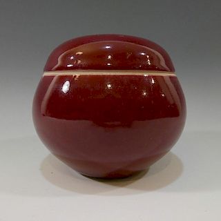 CHINESE ANTIQUE OX BLOOD PORCELAIN COVER JAR - 19TH CENTURY