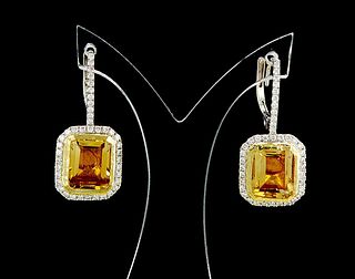 18k White and Yellow Gold 0.52ctw Diamond Earrings