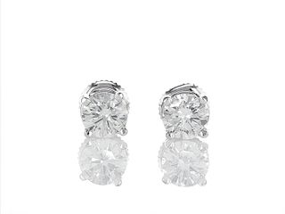 18kt White Gold 1.4ctw Diamond Earrings