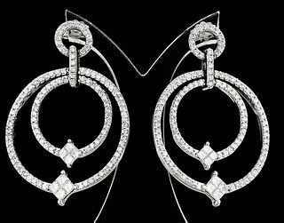 18kt White Gold 3.22ctw Diamond Earrings