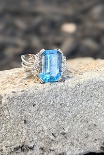 Kurt Gaum Aquamarine and Diamond Ring