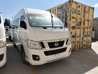 Camioneta Pasajeros Nissan Urvan  2014