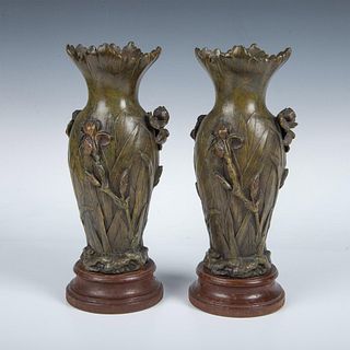 Heingle, Pair of Art Nouveau Patinated Bronze Vases, Signed