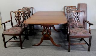 Mahogany Dining Table and 6 Chairs.